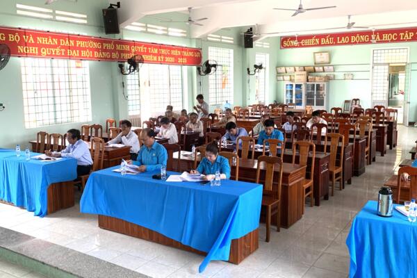 UBND phường tổ chức Hội nghị đánh giá kết quả sản xuất vụ Đông xuân 2022-2023 và triển khai kế hoạch sản xuất vụ Hè thu năm 2023
